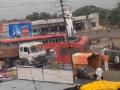 वाहतुकीची कोंडी व अपघातामुळे जनता त्रस्त - Marathi News | The public suffered due to traffic constraints and accidents | Latest buldhana News at Lokmat.com