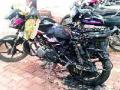 दिंडोरीरोडला दोन दुचाकी जाळल्या - Marathi News | Two-wheelers for Dindori Road were burnt | Latest nashik News at Lokmat.com