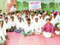 गारपिटीच्या मदतीपासून वंचित राहिलेल्या शेतकऱ्यांचे उपोषण - Marathi News | Fears of farmers who are deprived of the help of hailstorm | Latest chhatrapati-sambhajinagar News at Lokmat.com