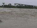 पूर्णेचा पूर दुसर्‍या दिवशीही कायम - Marathi News | The floods of Purna remained in the next day | Latest akola News at Lokmat.com