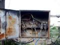 गंगाखेड शहरातील विद्युत खांबावरील तारा लोंबकळलेल्याच - Marathi News | The tank on the electric pole in the city of Gangakhed is littered | Latest chhatrapati-sambhajinagar News at Lokmat.com