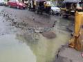 ‘त्या’ रस्त्यांवर खड्ड्यांची परंपरा कायम - Marathi News | 'Those' roads have become a tradition of potholes | Latest mumbai News at Lokmat.com