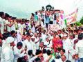 रेल रोको आंदोलन... - Marathi News | Rail Roko movement ... | Latest nashik News at Lokmat.com
