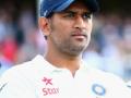 कर्णधारपदाच्या निर्णयासाठी प्रतिक्षा करा - धोनी - Marathi News | Wait for captain's decision - Dhoni | Latest other-sports News at Lokmat.com