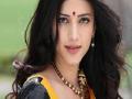‘तेवर’मध्ये श्रुतीचे आयटम साँग - Marathi News | The item's message in 'up' | Latest filmy News at Lokmat.com