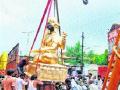 सोलापुरी बाप्पा निघाले परराज्यात - Marathi News | Solapuri Bappa came out of the state | Latest solapur News at Lokmat.com