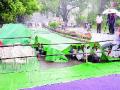 दुष्काळाच्या मागणीसाठी निघालेल्या मोर्चावर धोऽऽ धो पाऊस! - Marathi News | Wash the rain on the demand for drought! | Latest chhatrapati-sambhajinagar News at Lokmat.com
