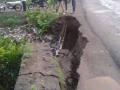 जोरदार पावसामुळे पूल खचला - Marathi News | The bridge collapses due to heavy rains | Latest buldhana News at Lokmat.com