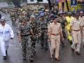 पोलिसांचे पथसंचलन - Marathi News | Traffic of police | Latest buldhana News at Lokmat.com