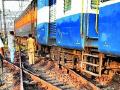 अमरावती एक्स्प्रेस रुळांवरून घसरली - Marathi News | Amravati Express dropped from the rails | Latest maharashtra News at Lokmat.com