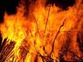 दुकानाला आग ; एक लाखाचे नुकसान - Marathi News | Shops fire; Loss of one lac | Latest buldhana News at Lokmat.com