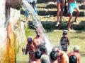 धारातीर्थावर भाविकांची गर्दी - Marathi News | Due to the crowd of devotees | Latest buldhana News at Lokmat.com