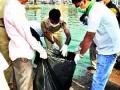 ...सब मिल के कचरा उठाना - Marathi News | ... to get rid of all the garbage | Latest nashik News at Lokmat.com
