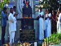 अभिवादन घटनाकारांना, 26/11 च्या शहिदांना - Marathi News | Greeting celebrants, 26/11 martyrs | Latest mumbai News at Lokmat.com