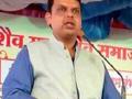 मुख्यमंत्र्यांच्या हस्ते टॅक्सी परवान्यांचे वाटप - Marathi News | Tax licenses distributed at the hands of Chief Minister | Latest mumbai News at Lokmat.com