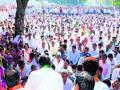 शेतक-यांसाठी राष्ट्रवादी रस्त्यावर - Marathi News | Nationalist street for farmers | Latest buldhana News at Lokmat.com