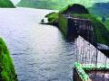धरणाचे पाणी पडूनच! - Marathi News | Water from the dam! | Latest mumbai News at Lokmat.com