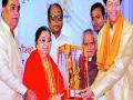 गाणे हेच माझे जीवन : उषा मंगेशकर - Marathi News | The song is my life: Usha Mangeshkar | Latest pune News at Lokmat.com