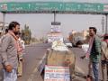 मानकापूर फरस चौकात वाहतूक सिग्नल लावा - Marathi News | Move traffic signal at Manakapur Fence Chowk | Latest nagpur News at Lokmat.com