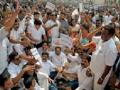 युतीच्या सरकारने केला शेतकऱ्यांचा विश्वासघात - Marathi News | The betrayal of the farmers by the coalition government | Latest maharashtra News at Lokmat.com