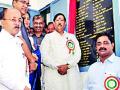 पत्रकारांच्या हिताचे निर्णय घेण्यासाठी सरकार कटिबद्ध - Marathi News | Government is committed to decide the interest of journalists | Latest pune News at Lokmat.com