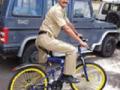 आता पोलिसांची सायकलवरून गस्त - Marathi News | Now police patrol the bike | Latest mumbai News at Lokmat.com