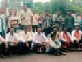 धानाच्या चुकाऱ्यासाठी कोरचीत चक्काजाम - Marathi News | Due to the cheating of the chest, | Latest gadchiroli News at Lokmat.com