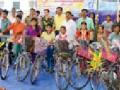 नक्षलपीडित कुटुंबातील ५० विद्यार्थ्यांना मिळाली सायकल - Marathi News | 50 students of Naxalite family got bicycle | Latest gadchiroli News at Lokmat.com