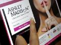 डेटिंगची अॅशले मेडिसन हॅक, नग्न फोटो उघड करण्याची धमकी - Marathi News | Dating Ashley Madison Hack, threatens to expose nude photos | Latest international News at Lokmat.com