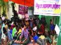 आदिवासी विद्यार्थ्यांचे ‘होस्टेल तेथे उपोषण’ - Marathi News | Tribal students' hostels there 'hunger strike' | Latest raigad News at Lokmat.com