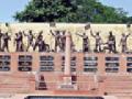 इंदोऱ्यातील नामांतर शहीद स्मारकाची दुर्दशा - Marathi News | Plight of Martyr Memorial in Indore | Latest nagpur News at Lokmat.com