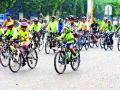 सायकलिंगद्वारे पर्यावरणाचा संदेश - Marathi News | Environmental message by cycling | Latest nashik News at Lokmat.com