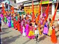 आनंदोत्सवाचा रंग... - Marathi News | Carnival color ... | Latest nashik News at Lokmat.com