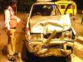 पामबीचवर दोन वाहनांचा अपघात - Marathi News | Two vehicles crash on palm | Latest navi-mumbai News at Lokmat.com