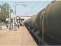 मालवाहतूक गाड्यांचा स्थानकावर तासन्तास थांबा - Marathi News | Stop the cargo trains at the station hours | Latest gondia News at Lokmat.com