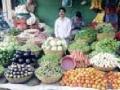 हिरव्या पालेभाज्यांनी सजली बाजारपेठ - Marathi News | Green leafy vegetables market | Latest gondia News at Lokmat.com
