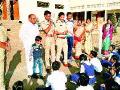 पोलिसांनी केले विद्यार्थ्यांशी हितगुज - Marathi News | Police Hittagus with the students made | Latest nashik News at Lokmat.com