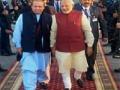 शिष्टाचार झुगारून मोदींचे राजकारणाला नवे वळण - Marathi News | A new turn of Modi's politics by swearing in courtesy | Latest international News at Lokmat.com