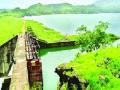 हेटवणेत आरक्षित पाणी पडून - Marathi News | Reserved water in Hetawat | Latest navi-mumbai News at Lokmat.com