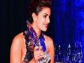 प्रियंकाला अमेरिकेत पीपल्स चॉईस अवॉर्ड - Marathi News | Priyanka received the People's Choice Award in America | Latest international News at Lokmat.com