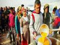 भूक भागविण्यासाठी सोने विकण्याची वेळ - Marathi News | Time to sell gold to suit appetite | Latest international News at Lokmat.com