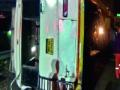 भरधाव बस उलटून मुलाचा मृत्यू, ११ जखमी - Marathi News | Due to the bus crash, the child's death, 11 injured | Latest pune News at Lokmat.com