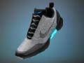 NIKEने लाँच केला आपोआप लेस बांधली जाणारा शूज - Marathi News | NIKE launches self-lace shoes | Latest international News at Lokmat.com
