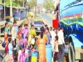 वसईत टँकर लॉबीला सुगीचे दिवस - Marathi News | Vasaiet Tanker Lobby Sugar Day | Latest vasai-virar News at Lokmat.com