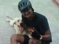 कुत्र्याला भेटण्यासाठी सायकलवरुन केला ६०० किमी प्रवास - Marathi News | 600 km journey from the bicycle to meet the dog | Latest national News at Lokmat.com