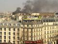 पॅरिसमध्ये इमारतीत स्फोट - Marathi News | Blast in Paris building | Latest international News at Lokmat.com