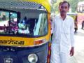 अपंगांना मोफत सेवा देणारी रिक्षा! - Marathi News | Free rickshaw service to the disabled | Latest thane News at Lokmat.com