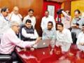 झोपडपट्टी विकासाची योजना तयार करा - Marathi News | Develop slum development plans | Latest nagpur News at Lokmat.com
