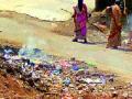 सफाई कर्मचारीच जाळतात कचरा - Marathi News | Cleaning staff burns garbage | Latest pune News at Lokmat.com