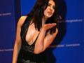 ओबामा दांम्पत्य गंमतीशीर आणि सुंदर - प्रियांका चोप्रा - Marathi News | Obama's comic comedy and beautiful - Priyanka Chopra | Latest international News at Lokmat.com